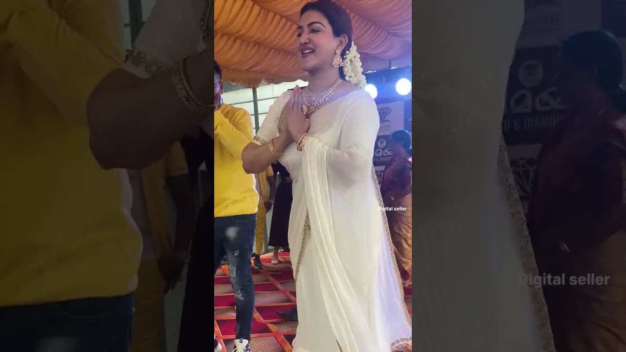 കൊല്ലം ഇളക്കി ഹണി