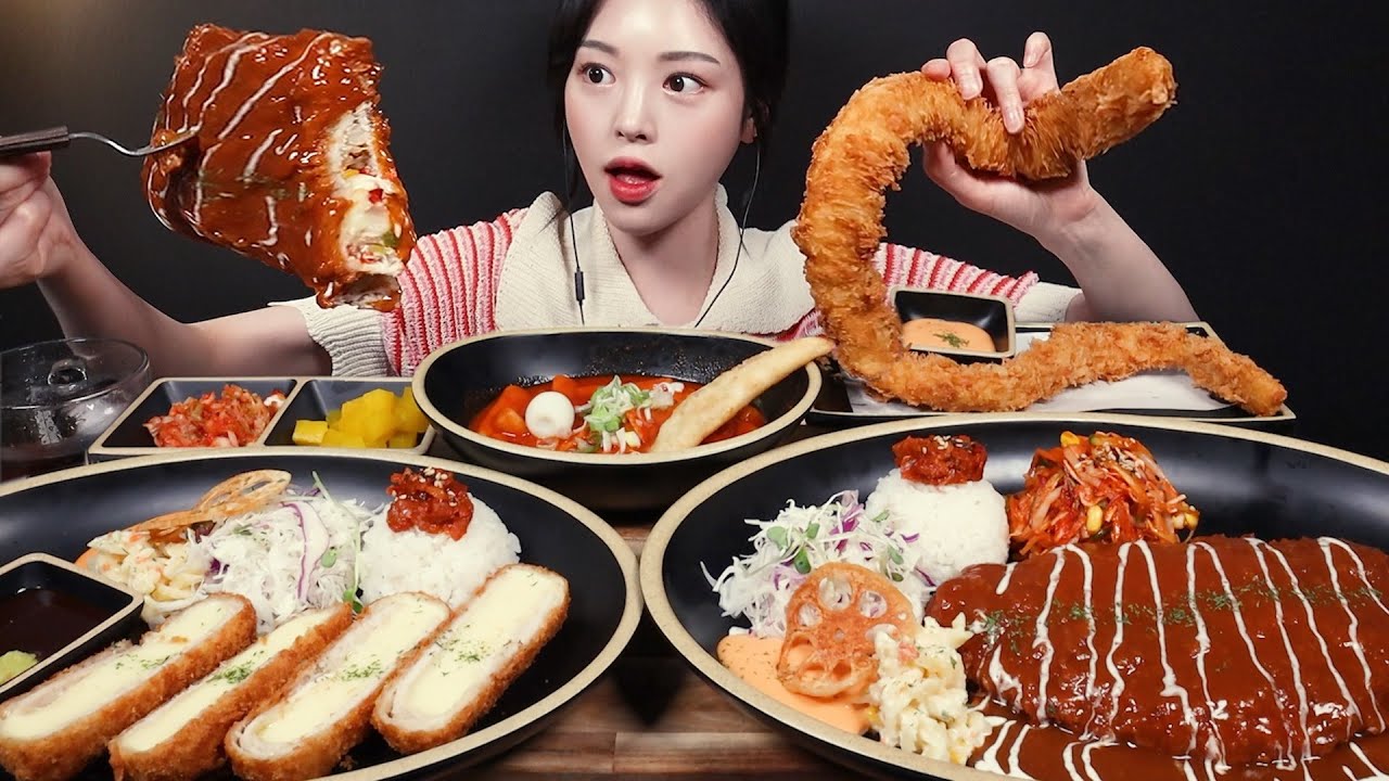 SUB)돈까스 파티!🥳 두툼바삭 무공돈까스에 치즈돈까스 국물떡볶이 대왕오징어튀김까지 최애 분식 꿀조합 리얼사운드 Pork Cutlet Mukbang Asmr
