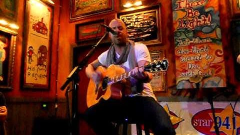 Daughtry - September/Acoustic Lounge Performance11/1/11