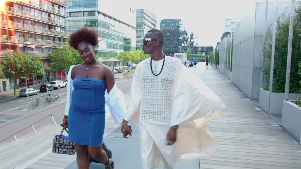 Mamoye Moussa Bah clip officiel Douna Dinka Dinka