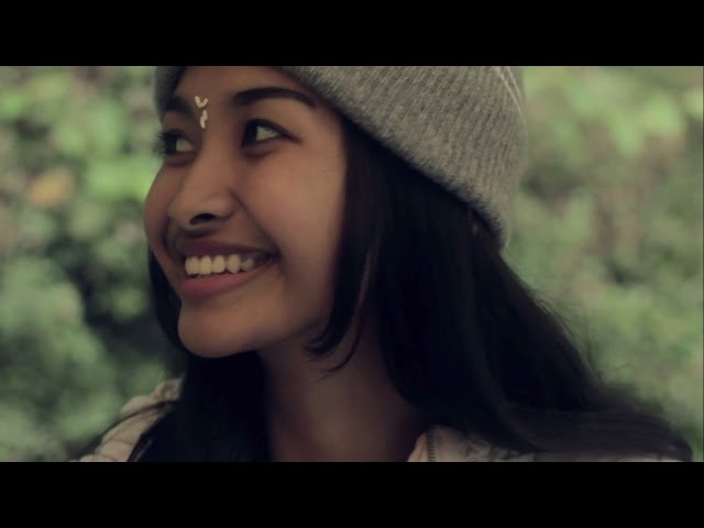 Bayu Cuaca - Gadis Kelinci (Official Music Video) class=