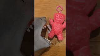 Hungry Hand opens Sour Patch Kids Mystery Bag! #funny #hungryhand #unboxing #sourpatchkids #blindbag