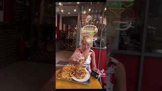 Do you think you can eat a 16-patty burger My first food challenge in vietnam 🇻🇳#RAINAISCRAZY