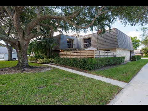 130 1st Terrace, Palm Beach Gardens, FL home video tour