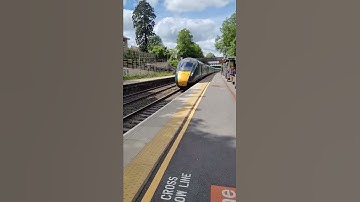 Class 800 passing Keynsham with a 2 tone!