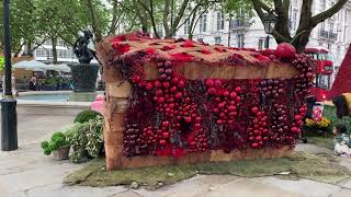 Forever BEAUTIFUL Chelsea 🇬🇧 (food themed 💐 displays)