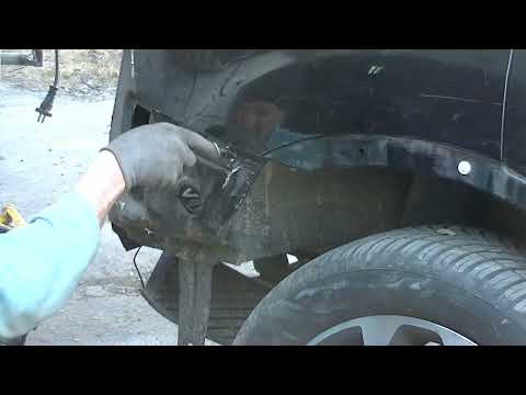 Nissan ROGUE . Body repair.