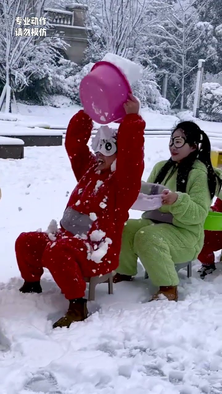 Winter Only! Snow Challenge#Funnyfamily #Partygames#Shorts#Challenge