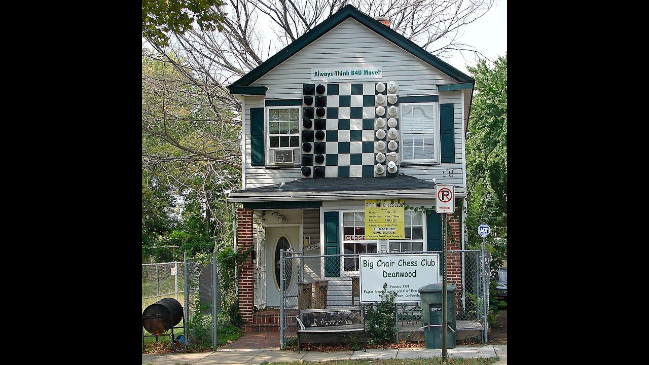 Eugene Brown - Moves Ahead