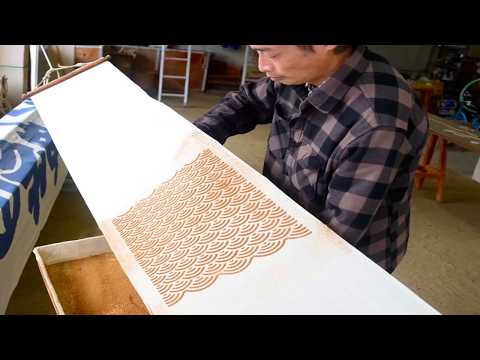The process of making Noren (Japanese shop curtains). Amazing Skills of a Japanese Master!