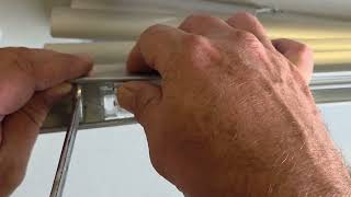 Replacing a venetian blind tilt mechanism in 60 seconds