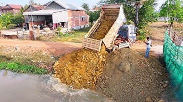 Starting a project looks interesting. Use a MITSUBISHI BD2f Dozer to push rocks into deep water