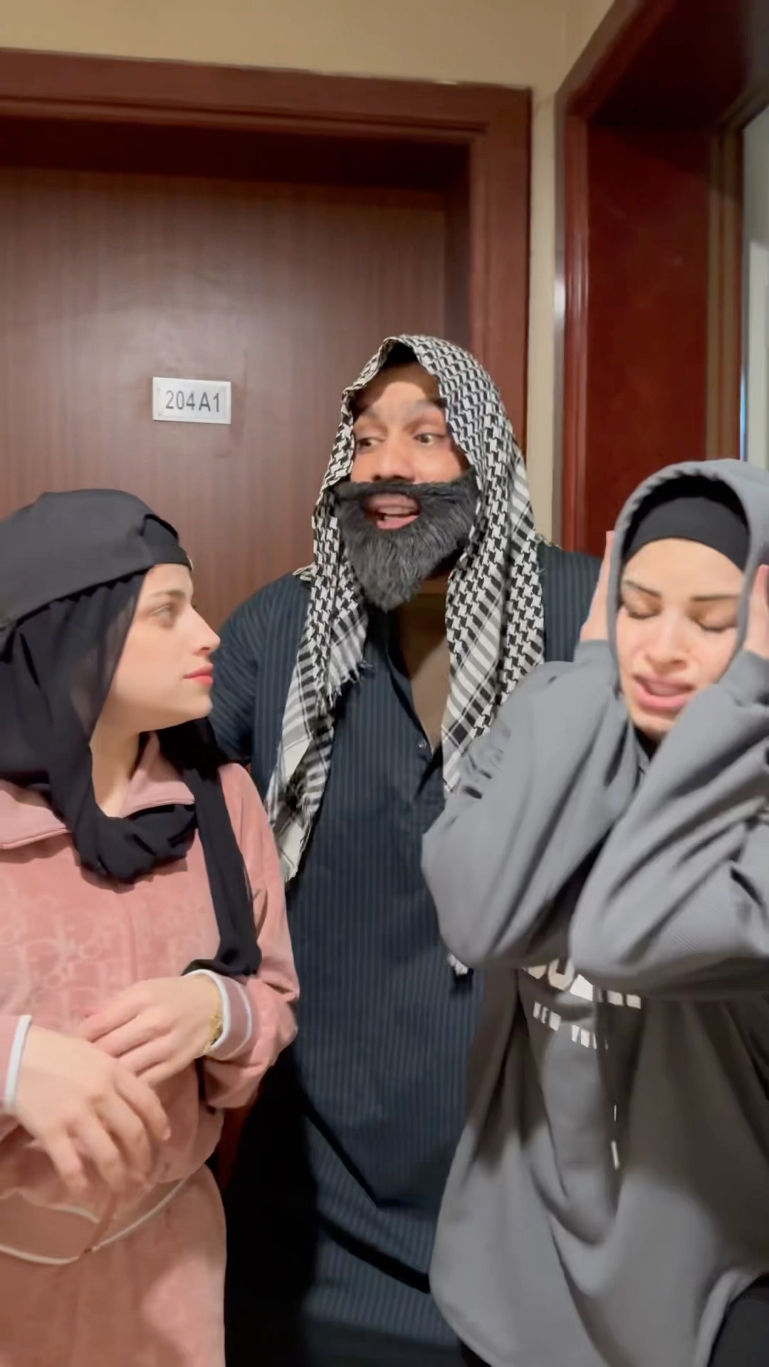 البنت الذكية والاب? ام سيف ونانو