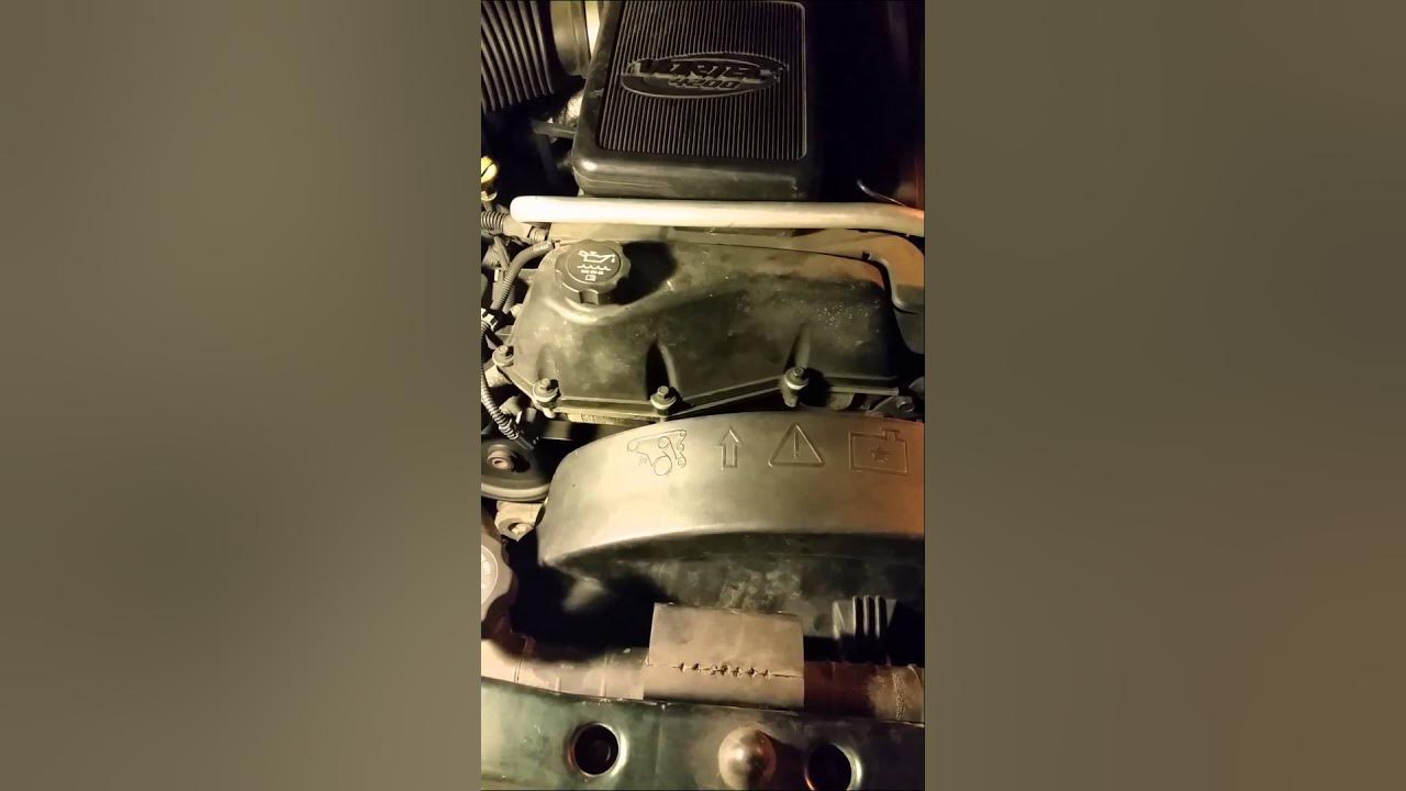 2003 trailblazer engine clanking/knocking noise - YouTube