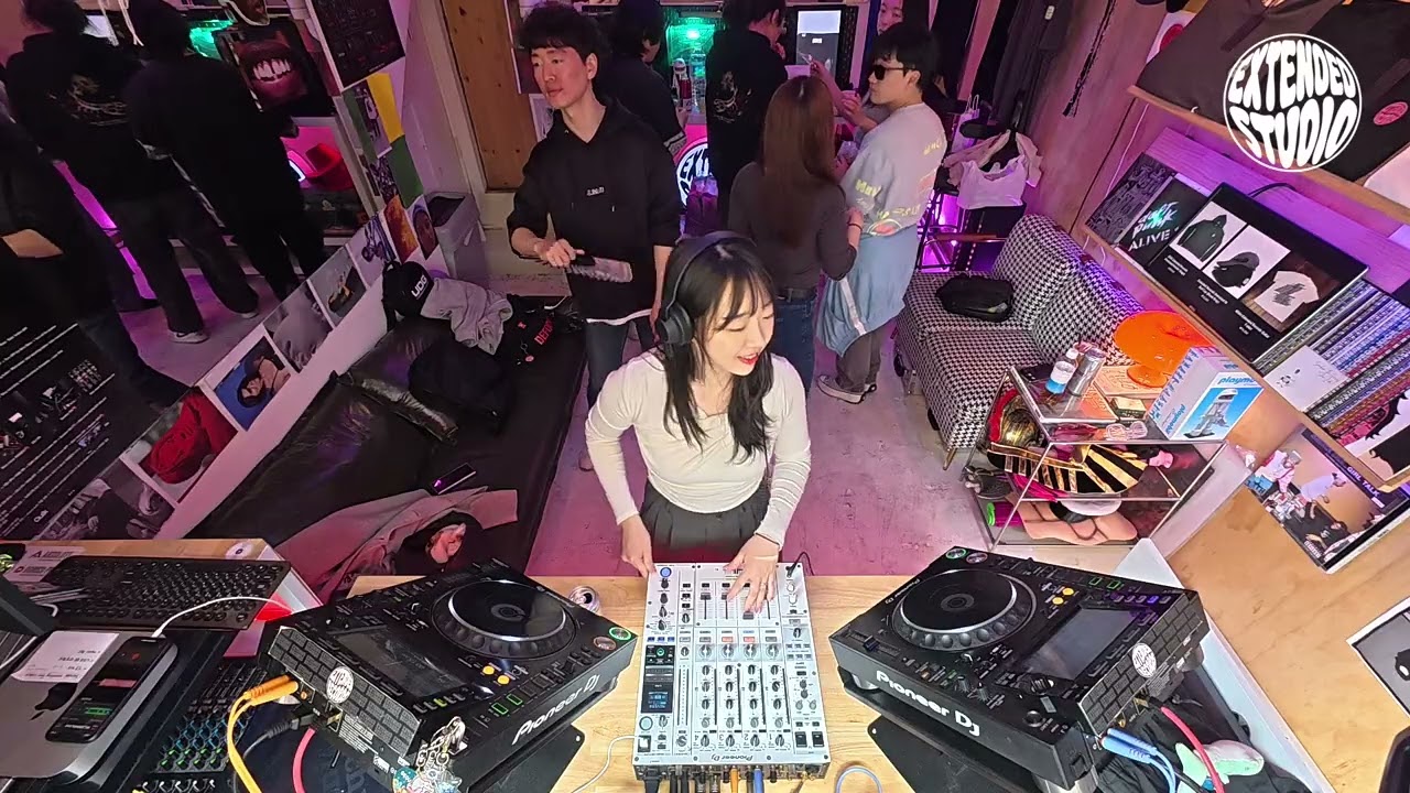 | LIQUID DNB MIX | : LUZNA /// EXTENDED RADIO