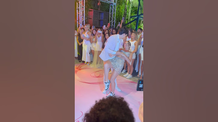 Cauã beijou a Júlia na festa #fyp