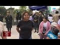 La otra cara de la Gran Parada Militar: emprendedores llevan ricos platillos para ganarse el día