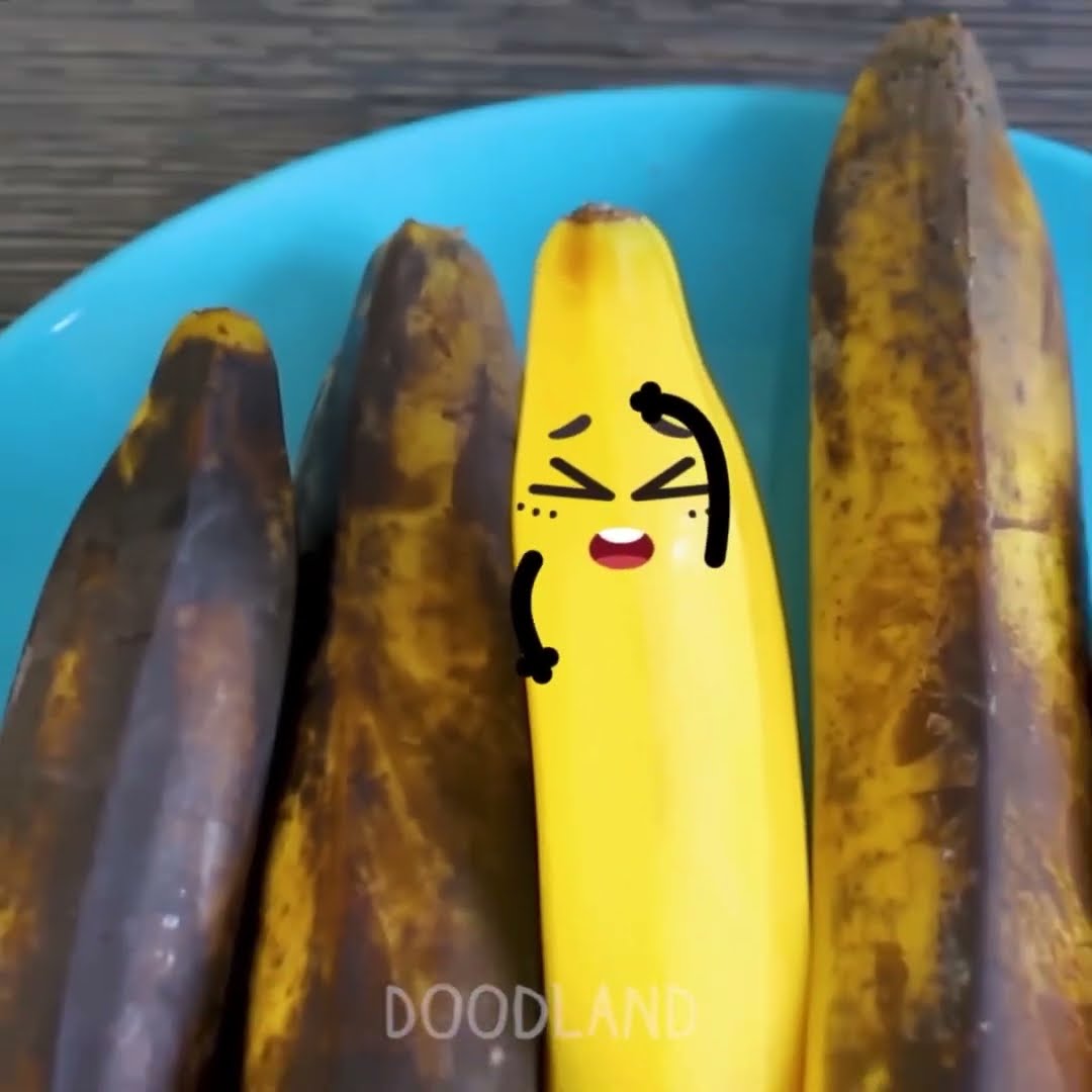 Doodland - The Banana is scared of zombie bananas - YouTube