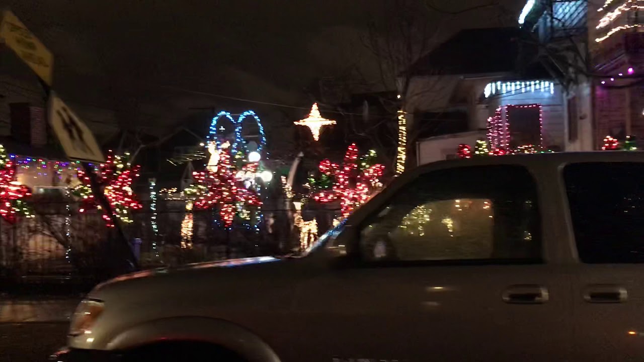 Xmas decor in Logan Square