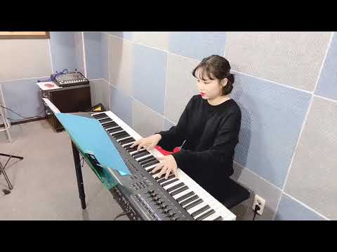 우리 소연이 피아노 연습중/안소연/볼빨간사춘기 - 썸탈거야