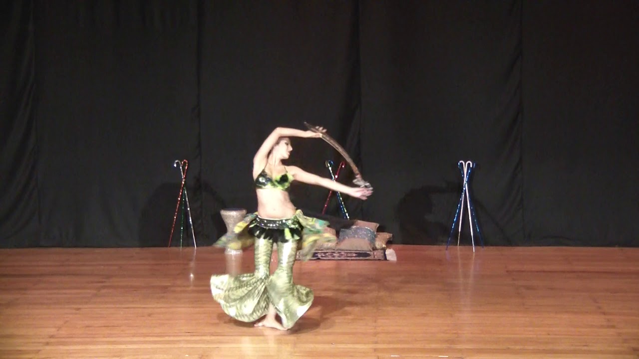 YEARNING (Raúl Fernando) - Danza con sable - MARÍA DELGADO