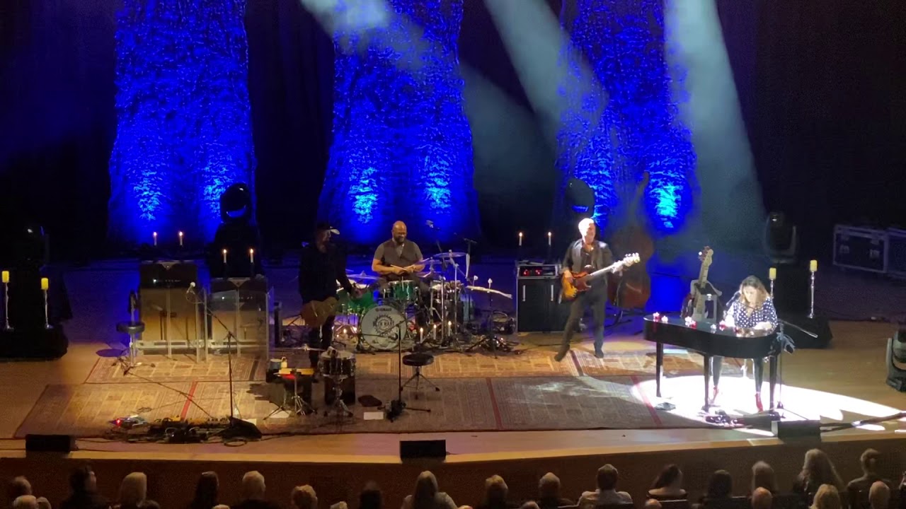 Beth Hart - Try a little harder - Bridgewater Hall Manchester - 17th February 2020