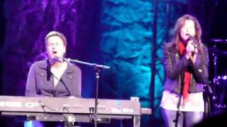 2 Friends Tour Somewhere Somehow - Michael W. Smith & Amy Grant