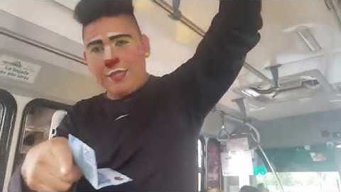 PAYASO EN EL CAMIÓN Muy Gracioso 🤣😂🤣😂 (Míralo hasta el final)
