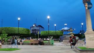 Dando la vuelta por la plaza de Degollado ??