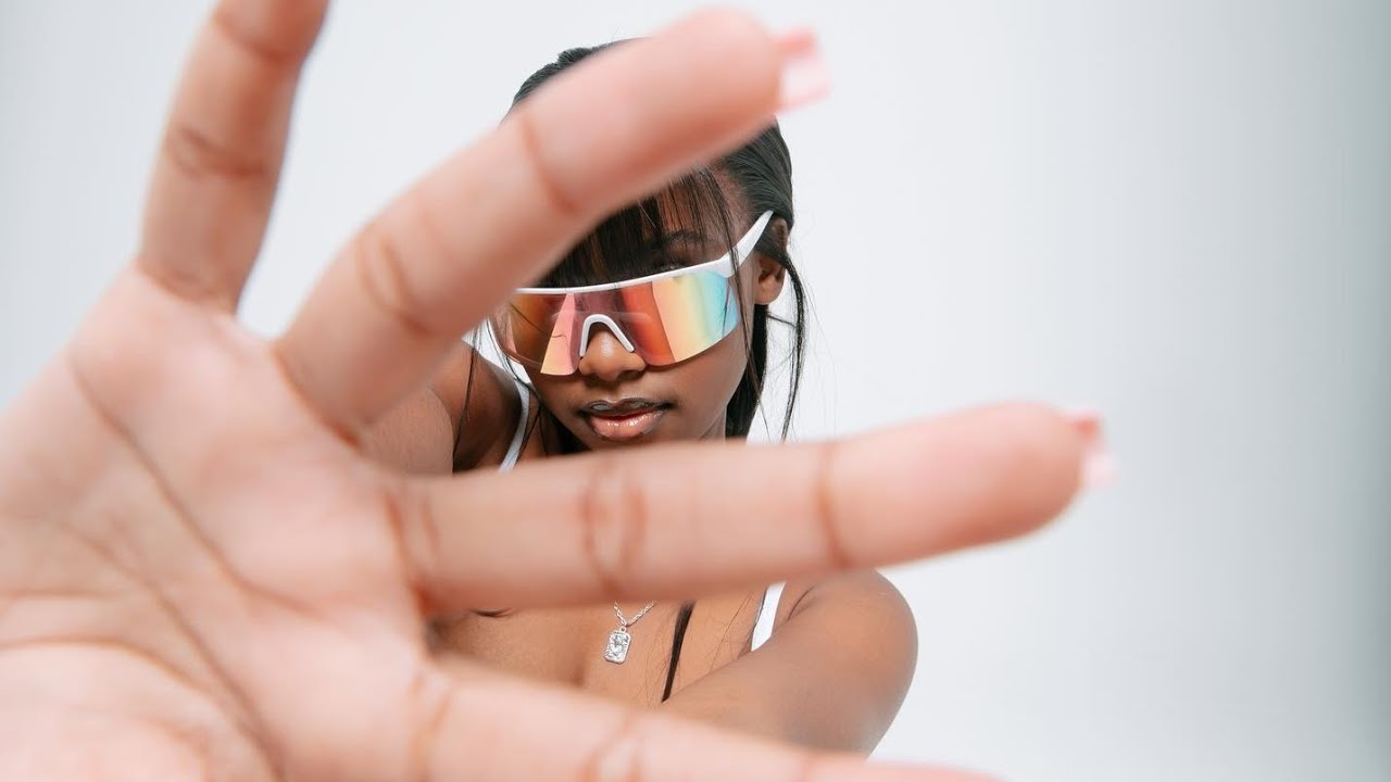 Savage Tee Trip Feat. Sphokuhle.n & Crystal Zinzile (Official