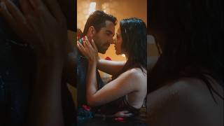 Dreamy visuals, soothing melodies and romance in every frame ❤️ #Angdayi from #PatiPatni #shorts