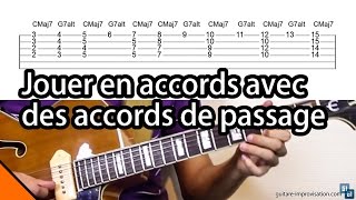 Jouer en accords (avec des accords de passage) chords