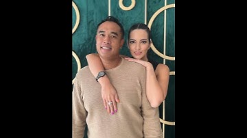 Artis yang menikahi pasangan beda usia jauh