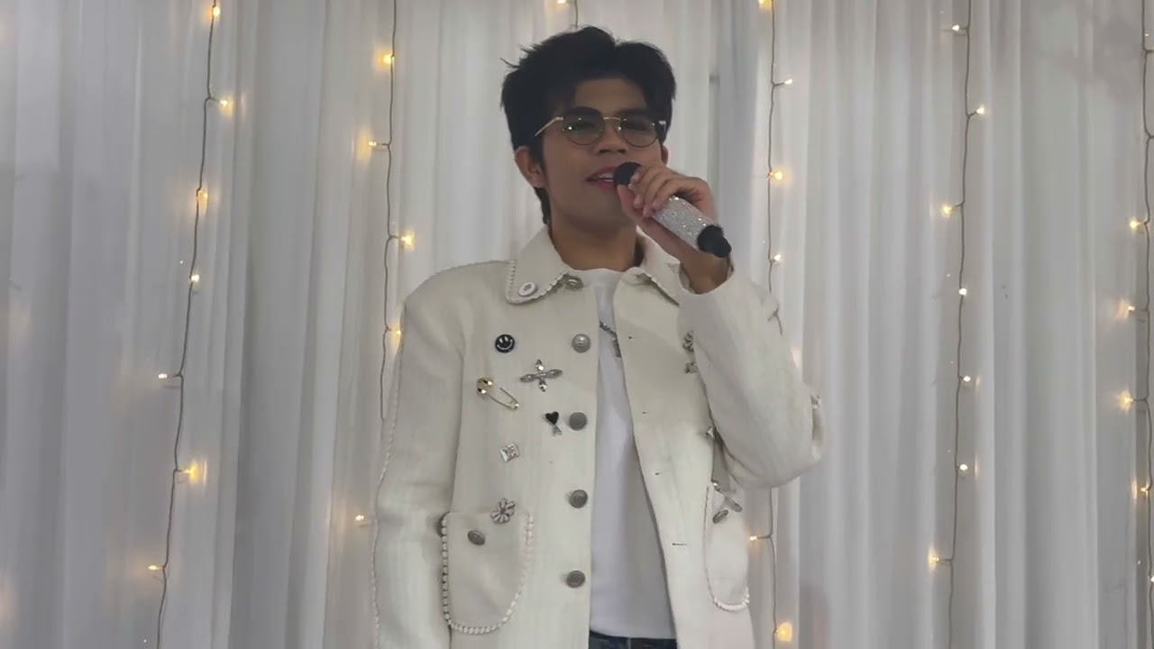 สาวสวนแตงทอ