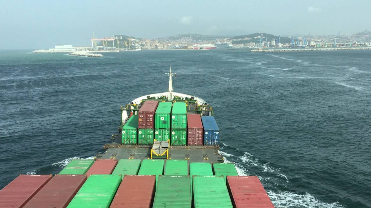 Pilotaggio ingresso nel  porto di Ancona