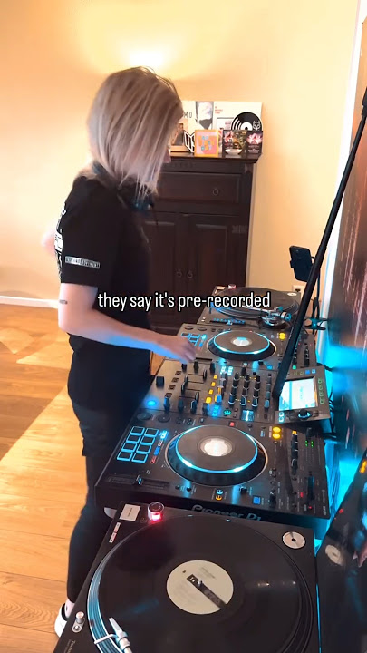 Download lagu VINYLS FOREVER ❤️🐺 #gabber #dj