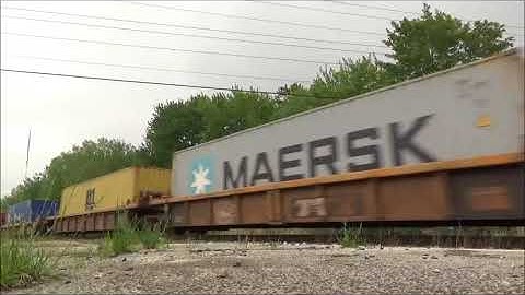 2 Screaming CSX AC4400CW