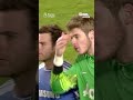 David De Gea with one of the Premier League's 𝘽𝙀𝙎𝙏 𝙀𝙑𝙀𝙍 saves to deny Juan Mata 🤯 #PremierLeague