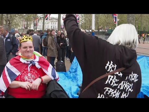 Hardcore royal fans