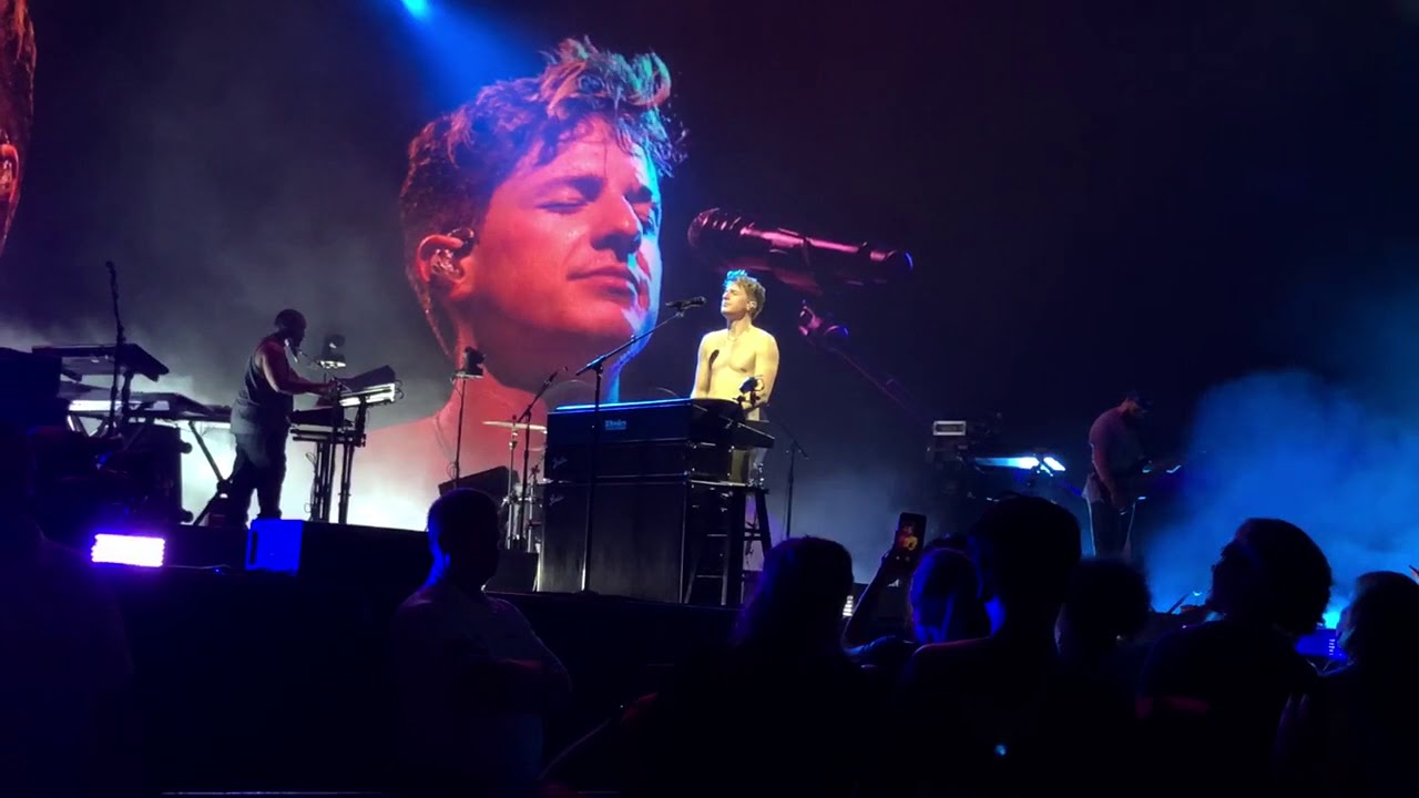 Charlie Puth “See You Again” 2018 Honda Civic Voicenotes Tour St. Louis - YouTube