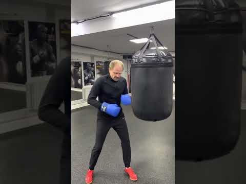 Основа сильного удара в Боксе, это ноги. 🤜🥊