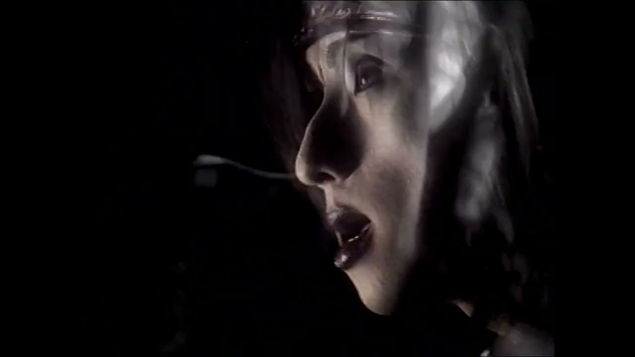 Kuroyume / 黒夢 - Juujika to no Tawamure / 十字架との戯れ PV (NEO 