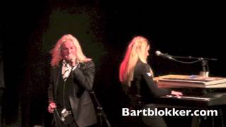 Download Lagu Robby Valentine \u0026 Peter Strykes - Too Much Love Will Kill You MP3