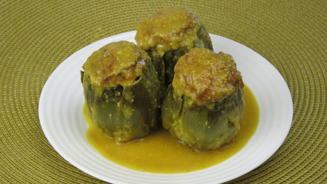 ALCACHOFAS RELLENAS CON SALSA DE ALMENDRAS