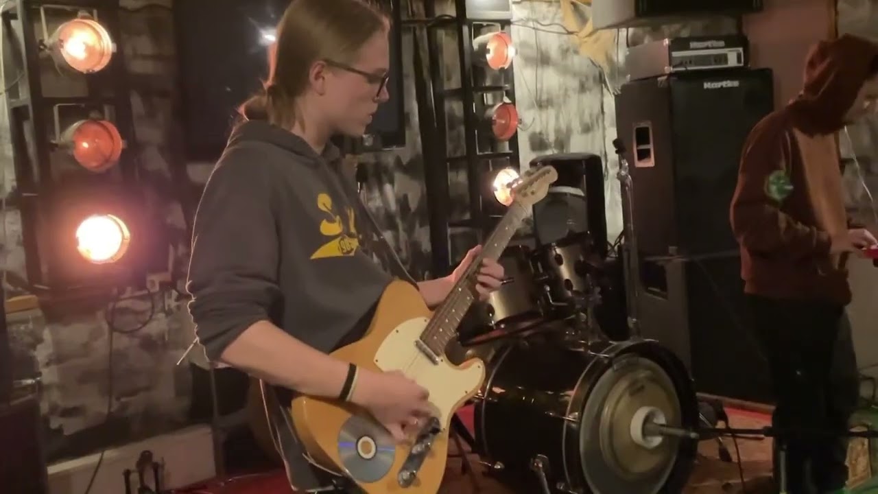 Roobanok. Лайв на студии Umbrella / Live at Umbrella Studio.