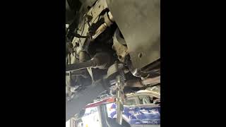 Jeep Cherokee Latitude front lower control arm