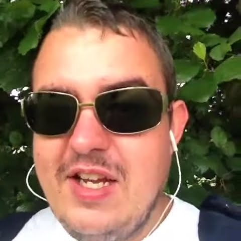 Im wet - Vine vid