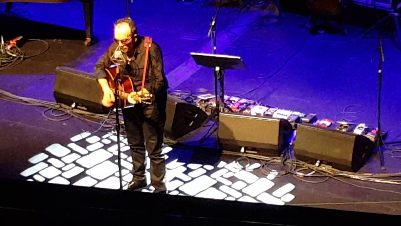 ELVIS COSTELLO "Jimmie Standing in the Rain" at the Majestic Theater