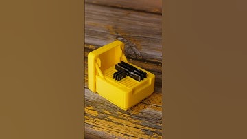Hinged SD / microSD Card Box | nerdpersonthing | 3D Printing Ideas