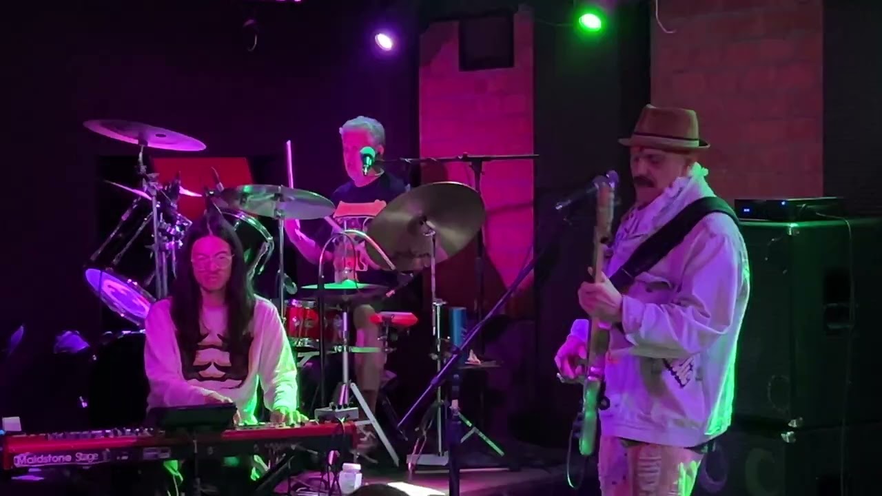 Good to Your Earhole ~Lige Curry and the Naked Funk Project at Winston’s 3/25/25